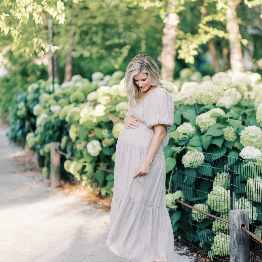 Boutique maternity tie back dress